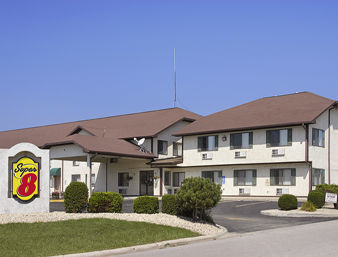 Super 8 By Wyndham Morris Hotel Exterior photo